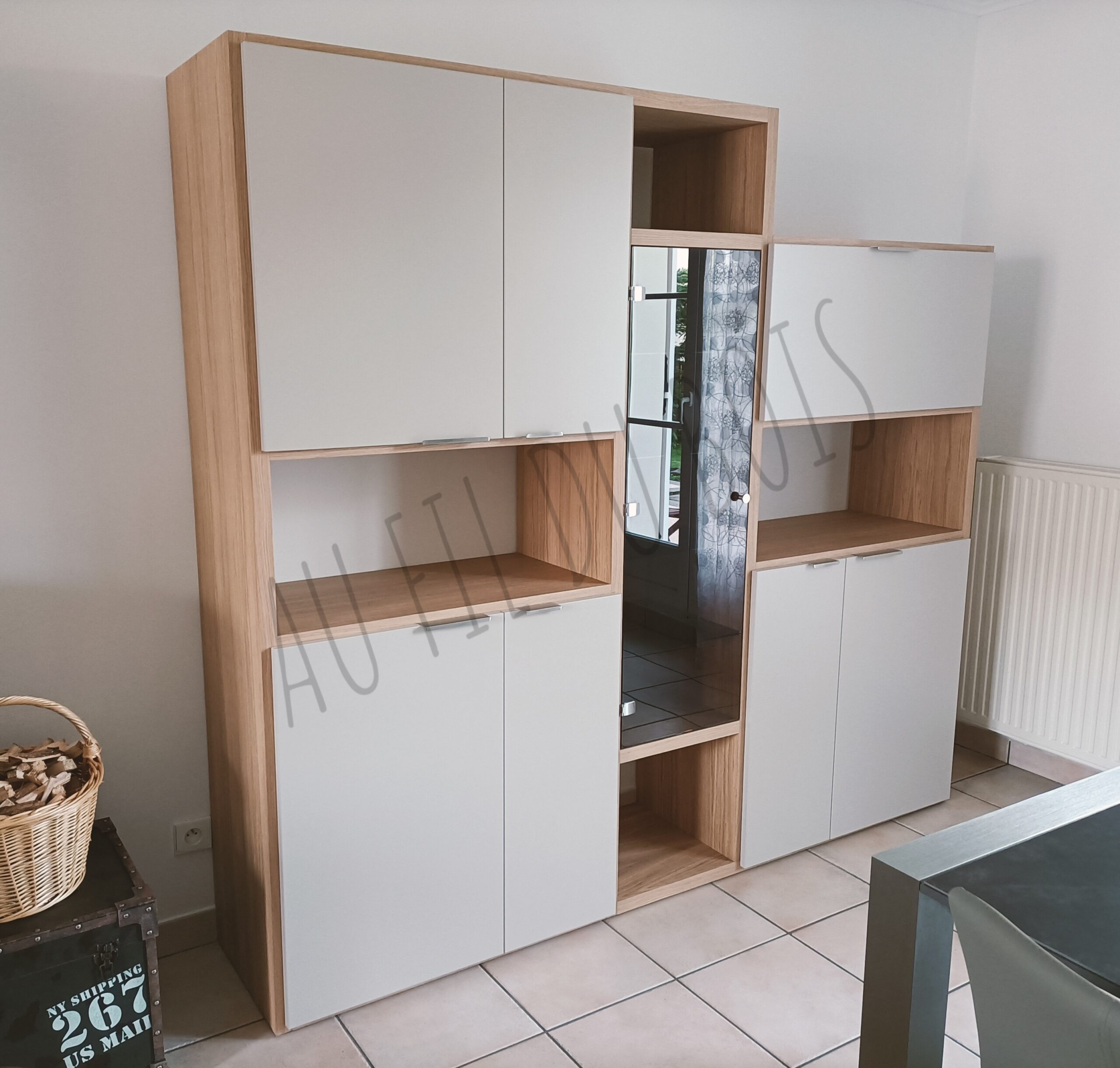 Meuble de salon en chêne